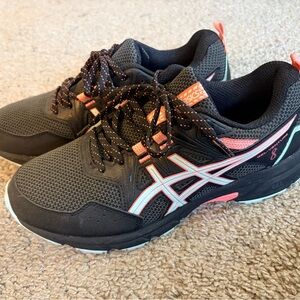 ASICS Black and Coral Accent Women's size 8 Athletic Sneakers